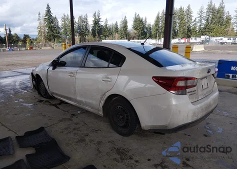 2018 Subaru Impreza 2.0I z USA, uszkodzony, nr VIN 4S3GKAA67J3618787